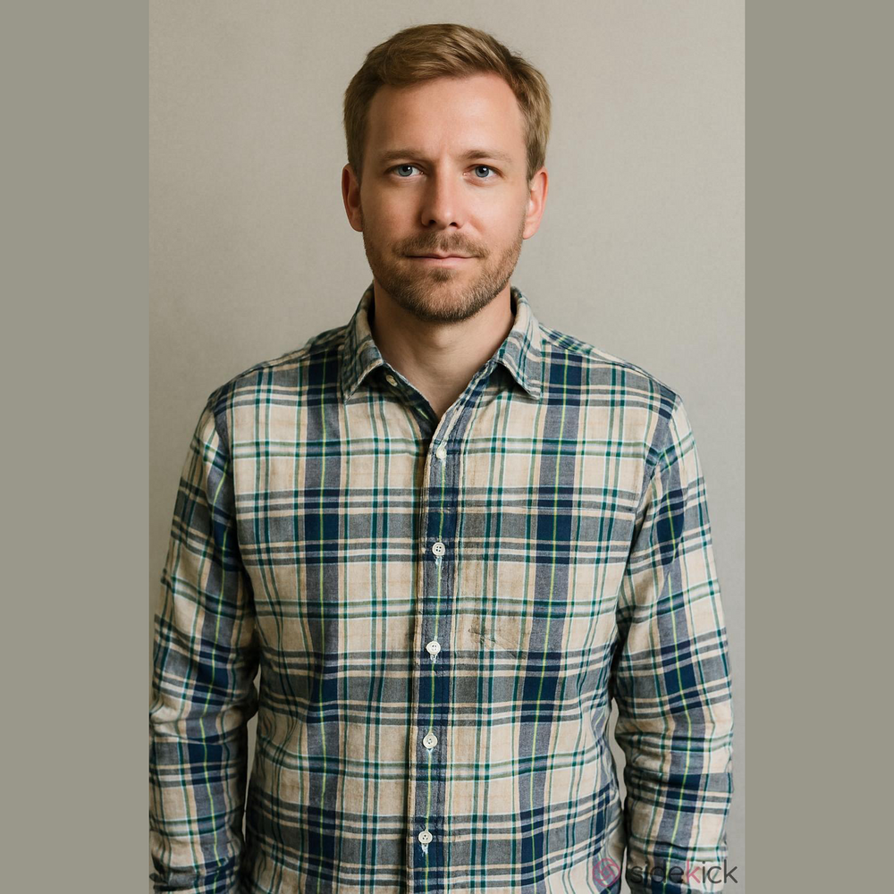 Old Navy Blue and Green Plaid Shirt Size Large